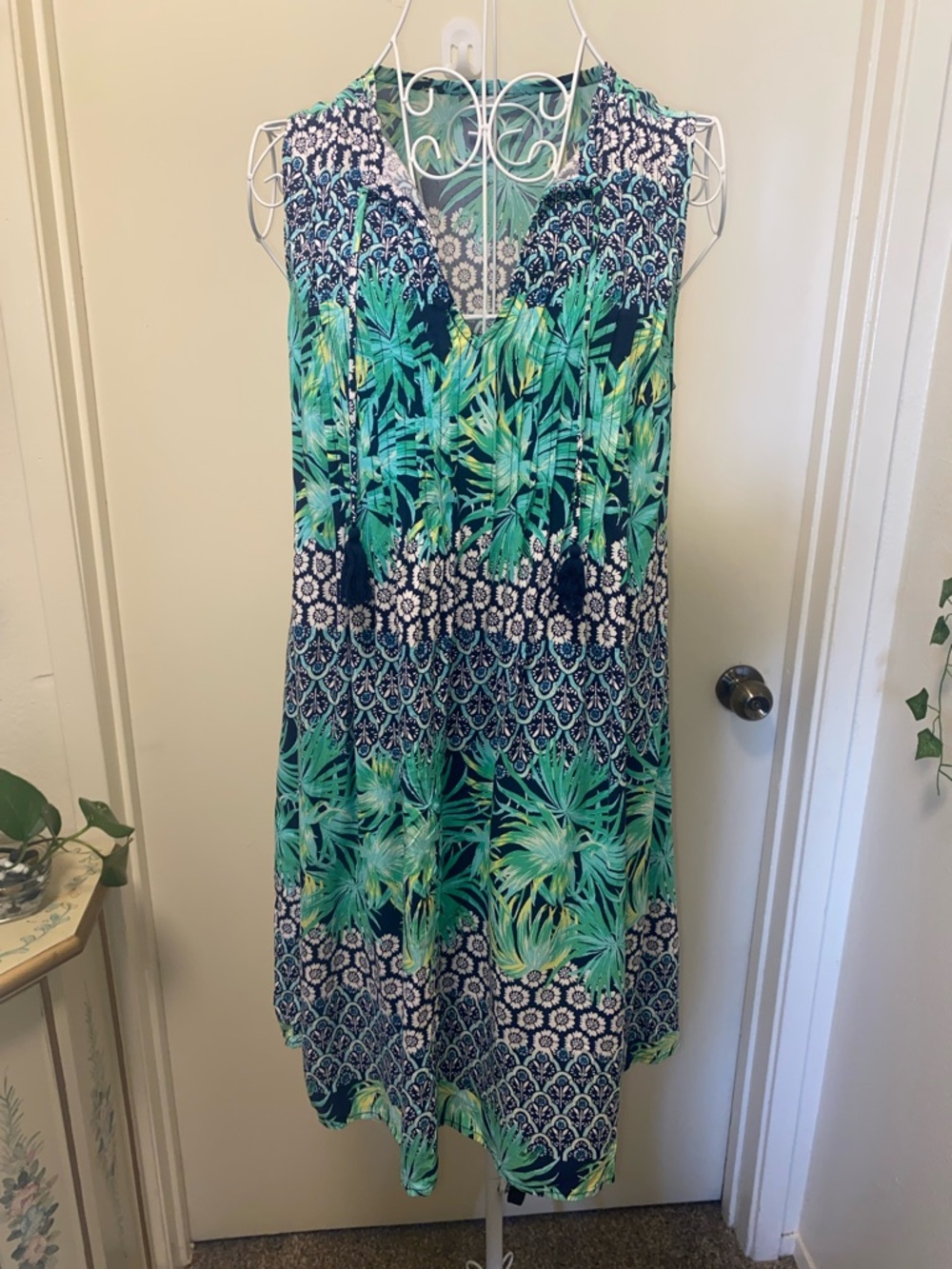 Old Navy Tropical Print V-Neck Midi Dress in Green and Navy